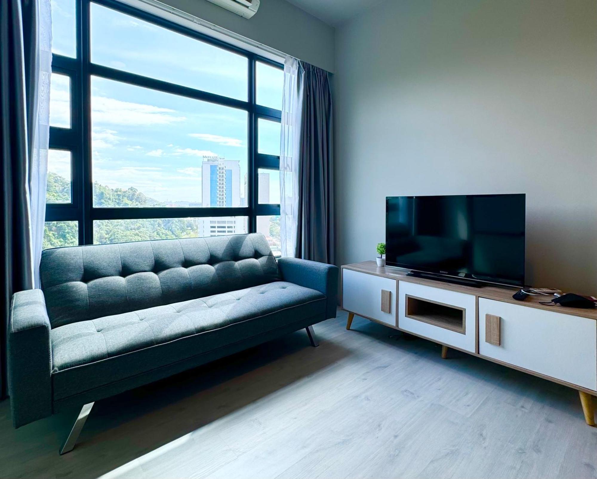 Sunset Seaview Vacation Condos @ Jesselton Quay Kota Kinabalu Rom bilde