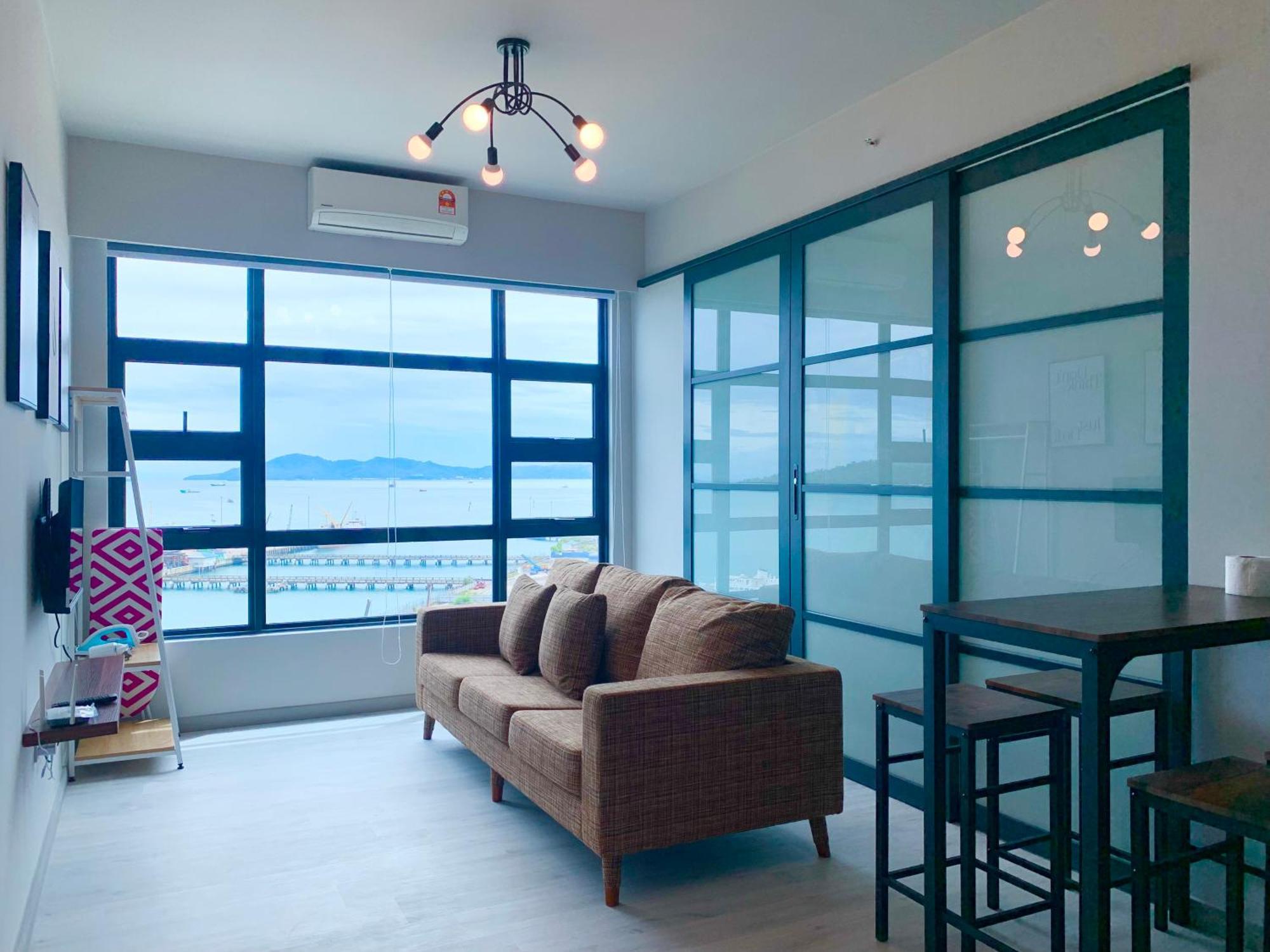 Sunset Seaview Vacation Condos @ Jesselton Quay Kota Kinabalu Rom bilde